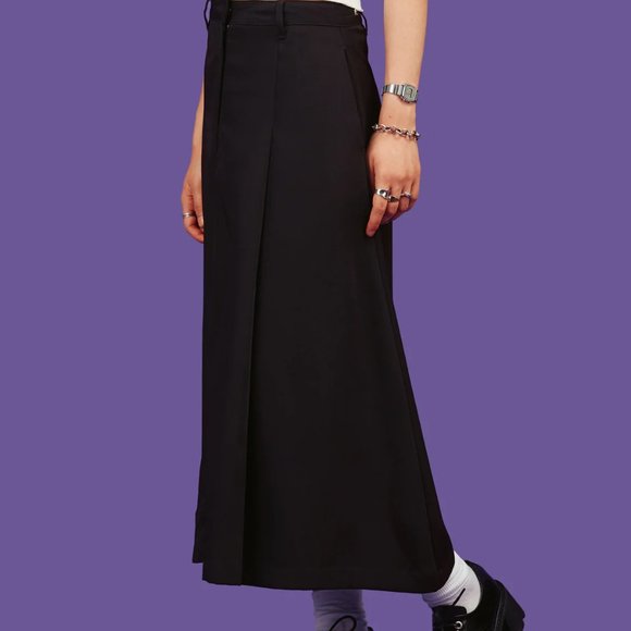 UNIF BLACK MIZUKI A-Line SKIRT Size Small NWT - Picture 3 of 4